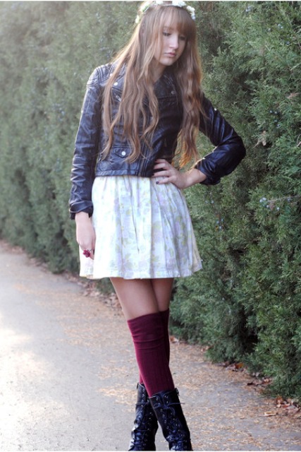 WEAR COMBAT BOOTS WITH A CASUAL SPRING DRESS - 2