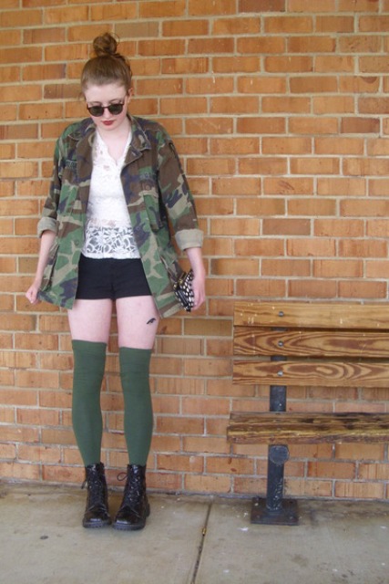 WEAR COMBAT BOOTS WITH KNEE HIGH SOCKS 2