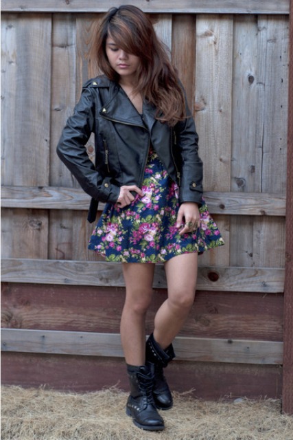 WEAR COMBAT BOOTS WITH SHORT DRESS - 2