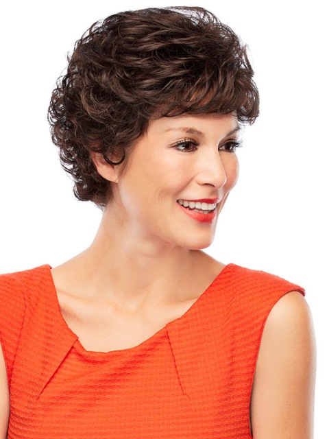 Short hairstyles for women over 50 with long faces